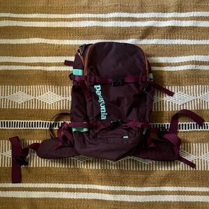 Patagonia 30L Snow Drifter Backpack
